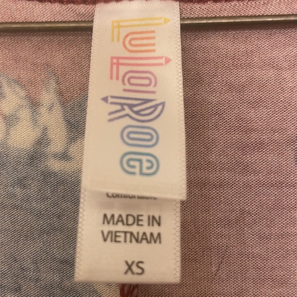 Lularoe xs floral top or dress depending how tall you are. Nwt - Picture 2 of 5